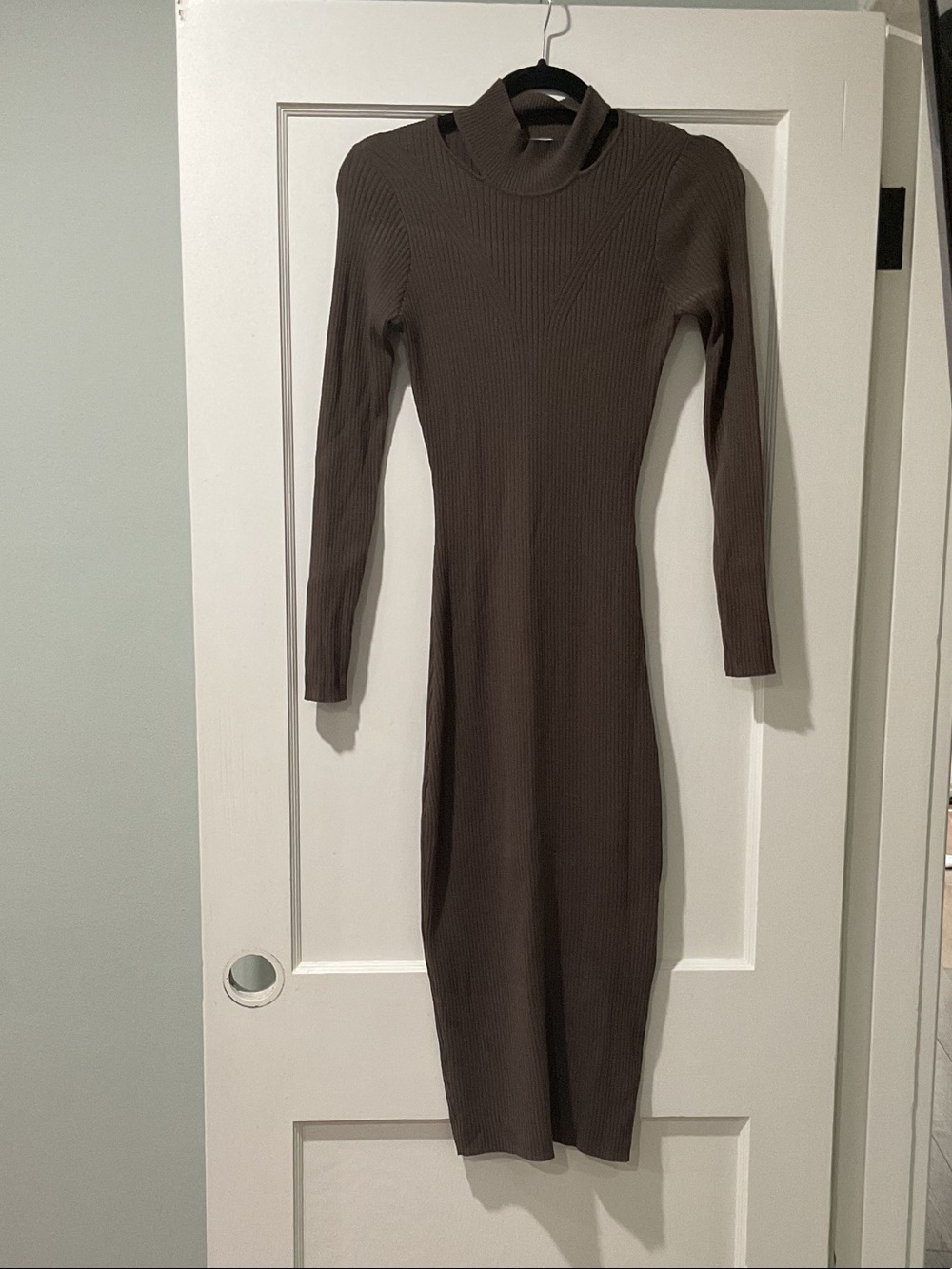 Heartloom Brown Ribbed Long Sleeve Turtleneck Midi Dress